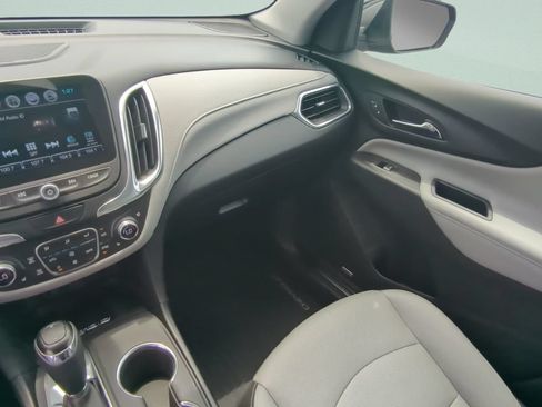 Used 2018 Chevrolet Equinox Premier FWD image 13