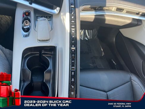 Used 2021 Chevrolet Corvette Stingray Preferred Conv w/ Z51 Performance Package image 21