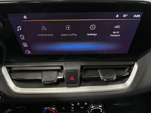 Used 2024 Chevrolet TrailBlazer LS image 30