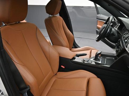 Used 2017 BMW 330i Sedan RWD image 22