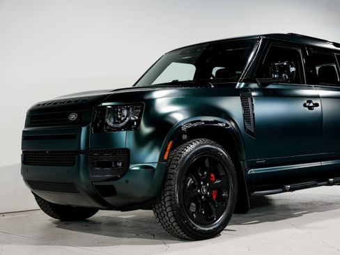 Used 2023 Land Rover Defender 110 X image 43