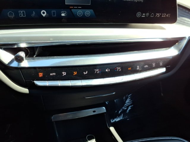Used 2025 Cadillac Lyriq Sport AWD/4WD image 31