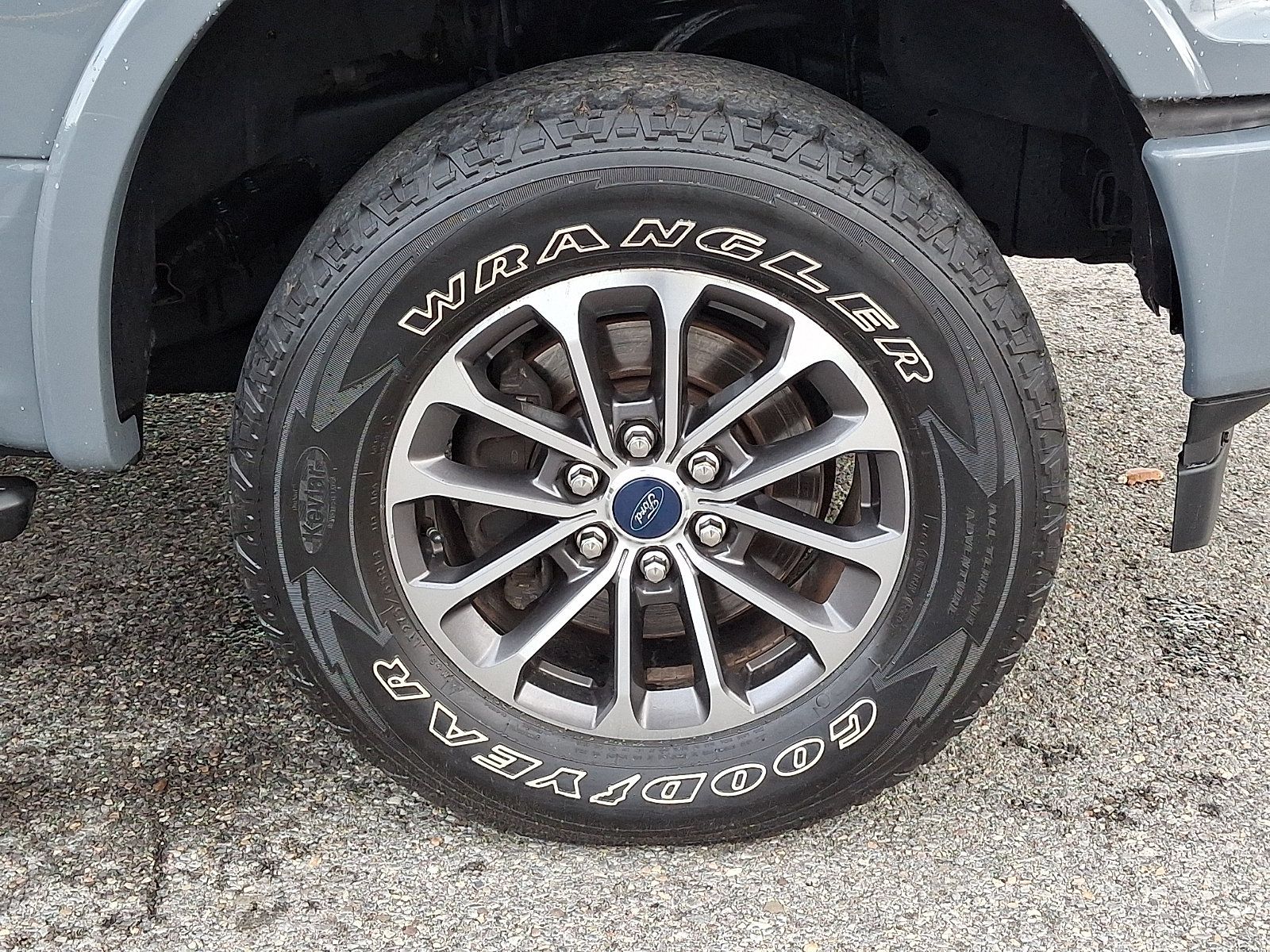 Used 2019 Ford F150 XLT w/ Equipment Group 302A Luxury AWD/4WD image 8