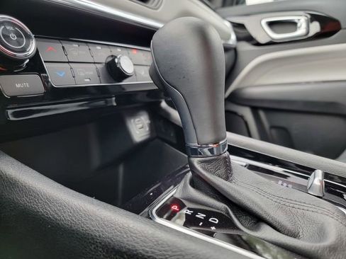 Certified 2023 Jeep Compass Limited AWD/4WD image 30
