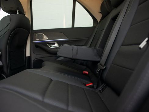 Used 2025 Mercedes-Benz GLE 350 4MATIC image 26