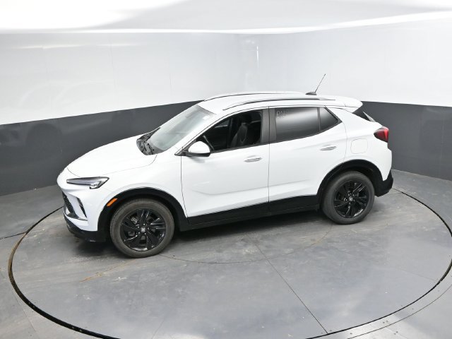 Used 2024 Buick Encore GX Sport Touring AWD/4WD image 37