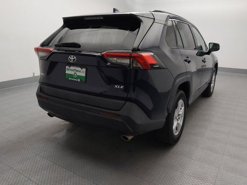 Used 2020 Toyota RAV4 XLE FWD image 7