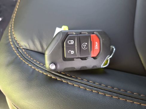 New 2025 Jeep Wrangler Unlimited Rubicon 392 image 28