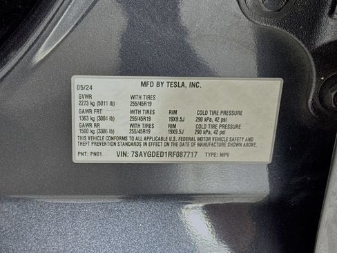 Used 2024 Tesla Model Y Long Range RWD image 57