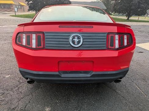 Used 2012 Ford Mustang Premium RWD image 7