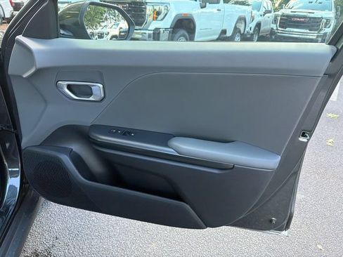 Used 2025 Kia K4 FWD image 14