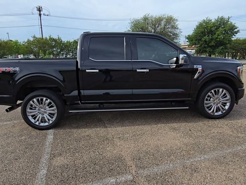 Used 2022 Ford F150 Platinum w/ Equipment Group 701A High image 9