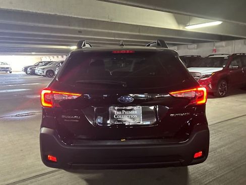 New 2025 Subaru Outback Premium image 3