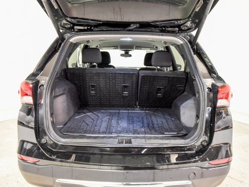 Used 2023 Chevrolet Equinox LT image 14