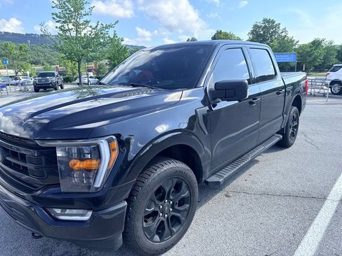 Used 2022 Ford F150 XLT w/ Equipment Group 302A High AWD/4WD image 3