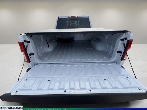 Used 2024 RAM 1500 Big Horn AWD/4WD image 33