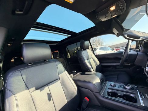 Used 2018 Ford Expedition XLT w/ Equipment Group 202A image 35