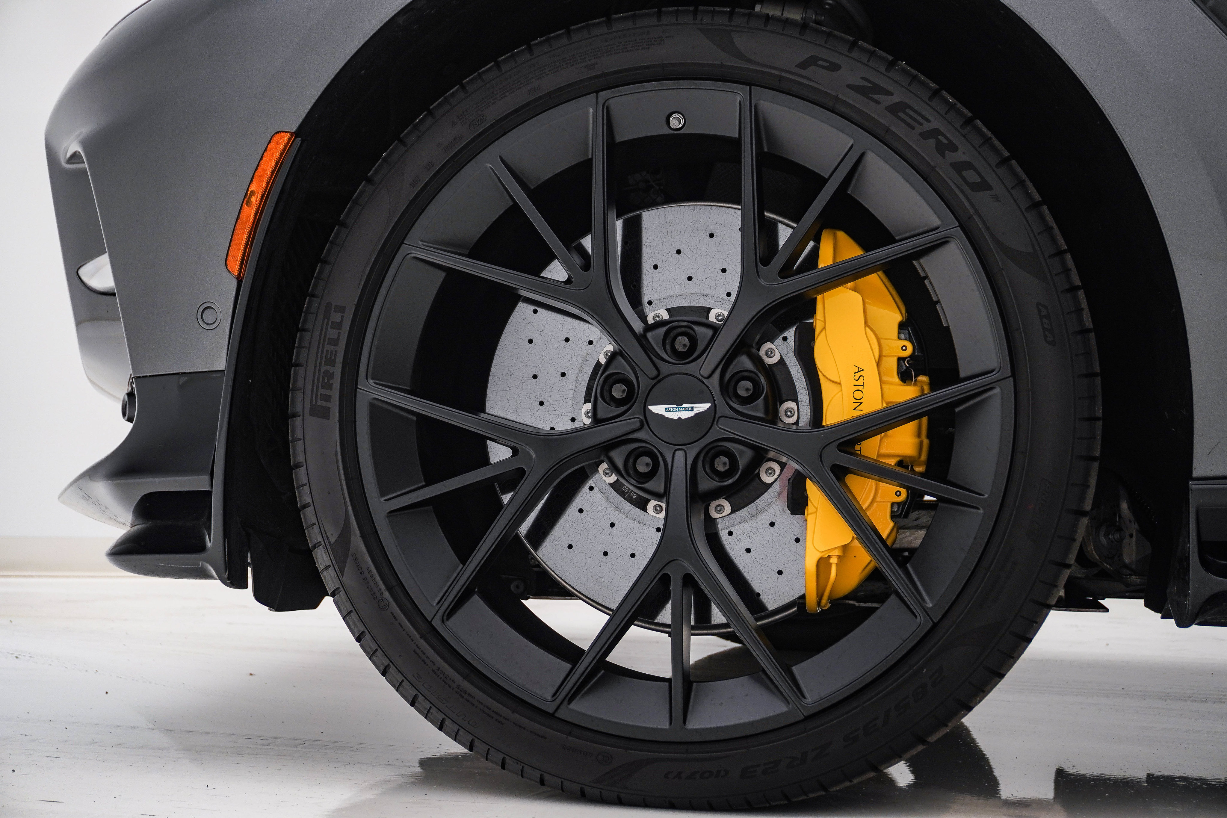 Used 2026 Aston Martin DBX 707 AWD/4WD image 16