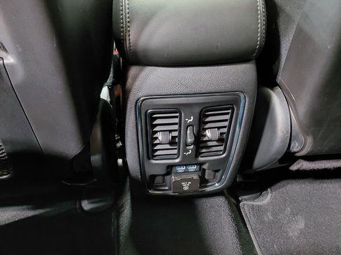 Certified 2021 Jeep Grand Cherokee Limited w/ Premium Lighting Group image 45