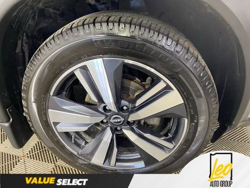 Used 2022 Nissan Rogue SL w/ SL Premium Package AWD/4WD image 14