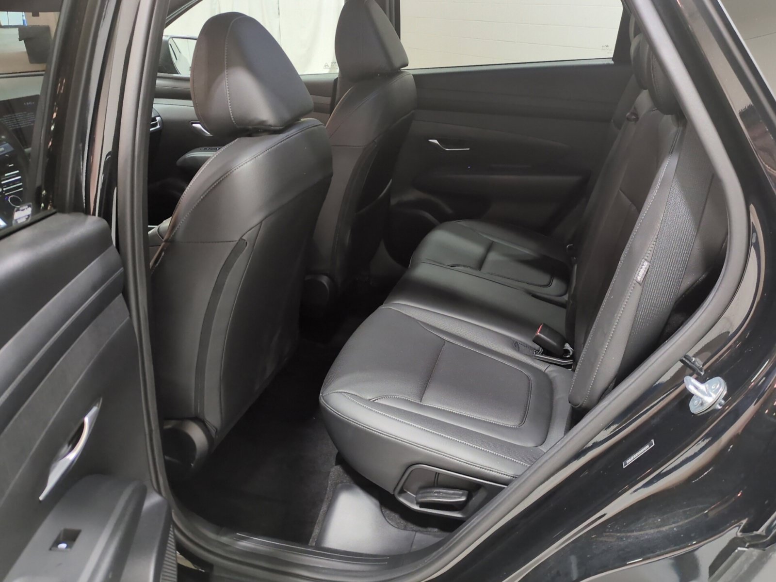 Certified 2025 Hyundai Tucson XRT FWD image 14