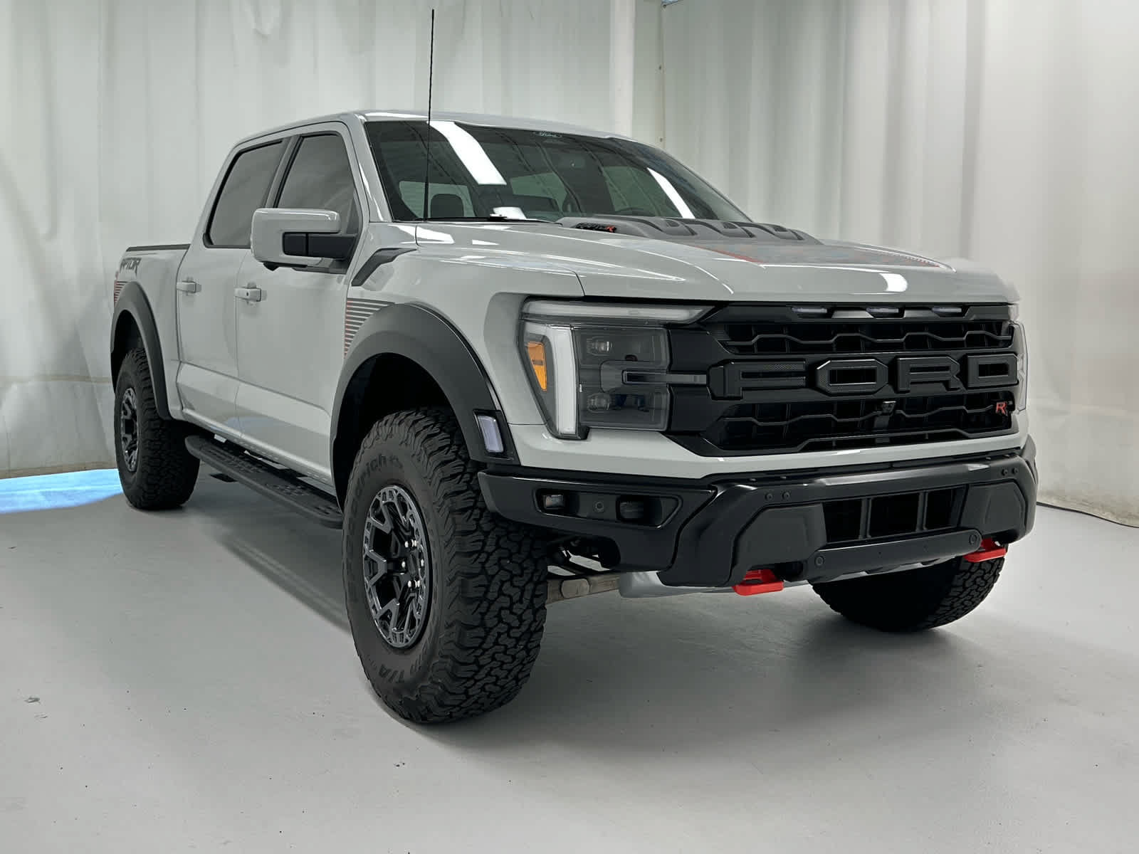 Used 2026 Ford F150 Raptor w/ Equipment Group 803A Raptor R AWD/4WD image 2