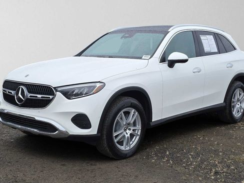 Certified 2026 Mercedes-Benz GLC 300 4MATIC image 7