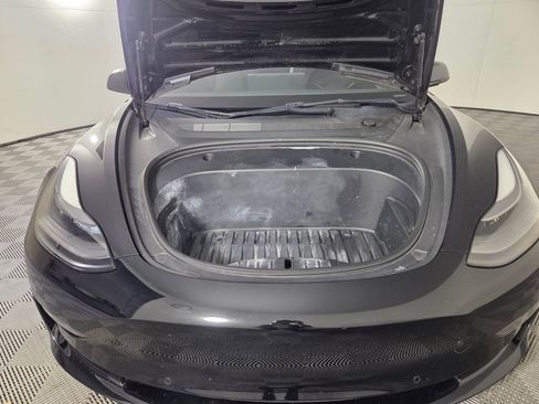 Used 2022 Tesla Model 3 Standard Range image 29