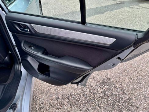 Used 2018 Subaru Legacy 2.5i Premium w/ Eyesight & BSD & Rcta & HBA image 18