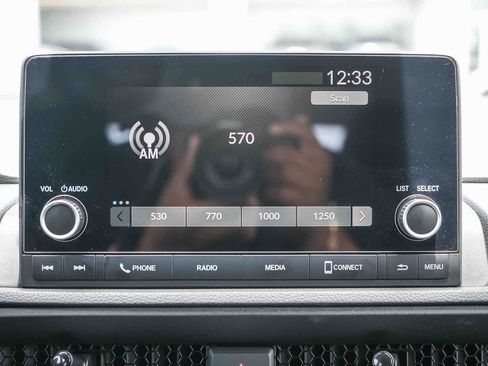 Used 2025 Honda CR-V EX image 15