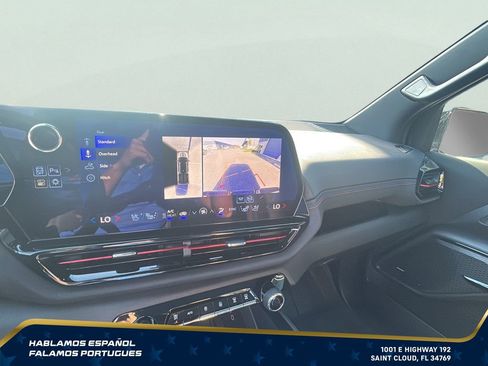 Certified 2025 Chevrolet Silverado EV RST AWD/4WD image 21