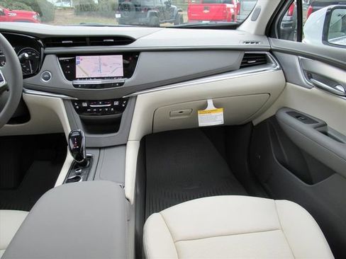 New 2026 Cadillac XT5 Premium Luxury w/ Driver Assist Package image 14