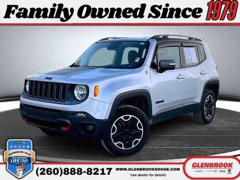 Used 2015 Jeep Renegade Trailhawk image 1