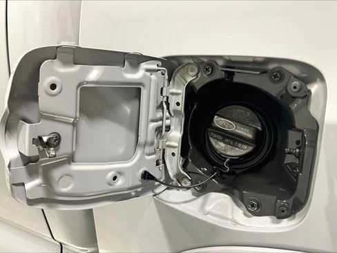 Certified 2021 Toyota Tacoma Limited image 43