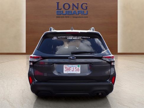 Certified 2025 Subaru Forester Premium image 9