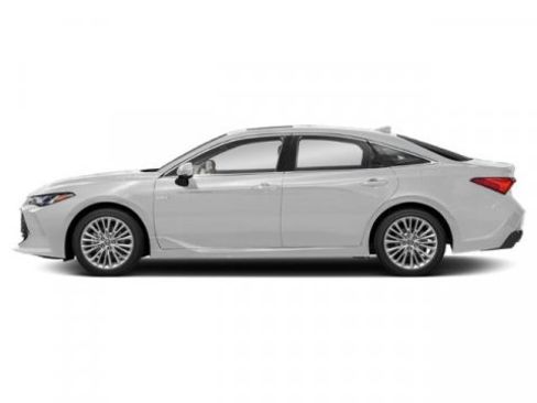 Used 2020 Toyota Avalon Limited image 3