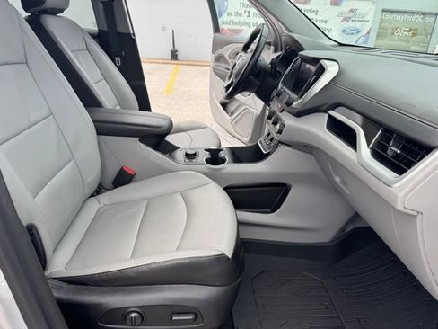 Used 2020 GMC Terrain SLT w/ Preferred Package FWD image 30
