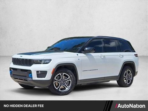 Used 2022 Jeep Grand Cherokee Trailhawk AWD/4WD image 1