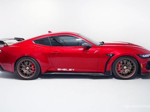 Used 2024 Ford Mustang GT Premium w/ GT Performance Package RWD image 4