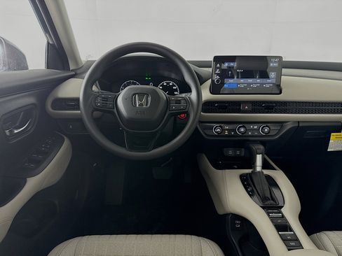 New 2026 Honda HR-V LX image 25
