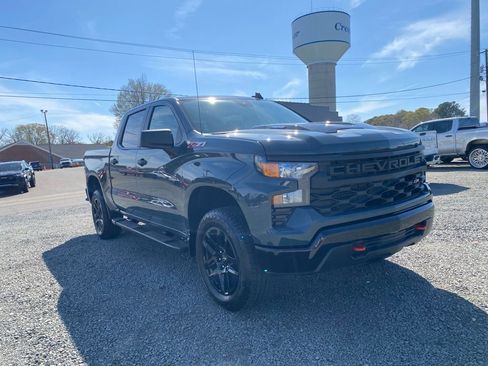 New 2026 Chevrolet Silverado 1500 Custom Trail Boss AWD/4WD image 1