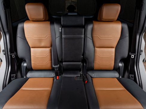 Used 2024 Lexus GX 550 550 Luxury w/ Accessory Package (2T) image 35