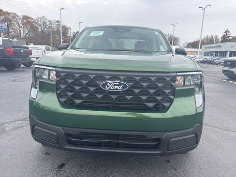 Used 2025 Ford Maverick XL image 3