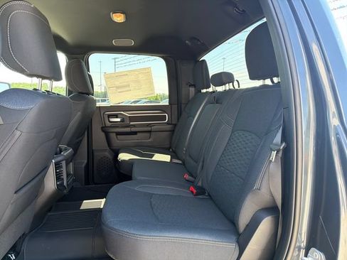New 2026 RAM 3500 Big Horn AWD/4WD image 37