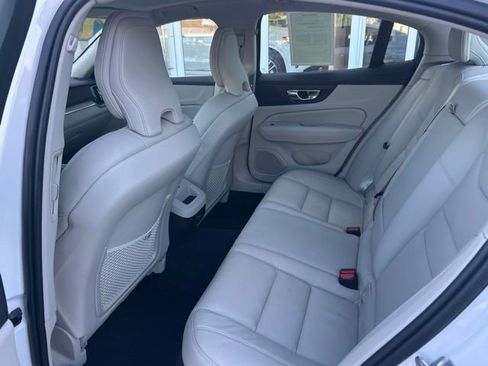 Used 2024 Volvo S60 B5 Plus w/ Climate Package AWD/4WD image 17
