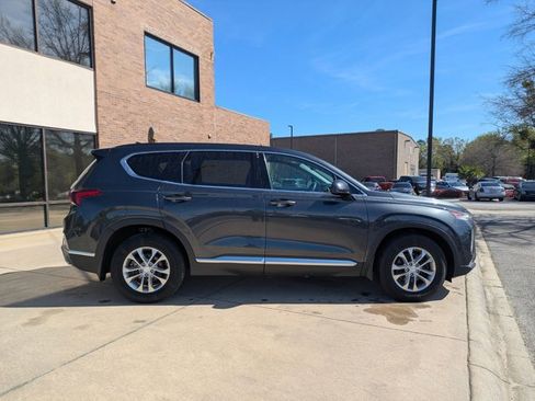 Used 2020 Hyundai Santa Fe SEL image 4