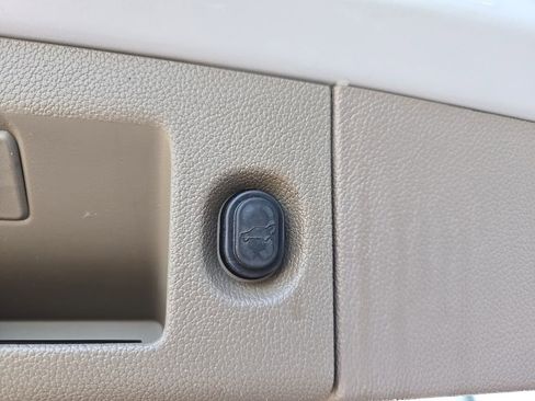 Used 2016 Chevrolet Tahoe LTZ AWD/4WD image 98