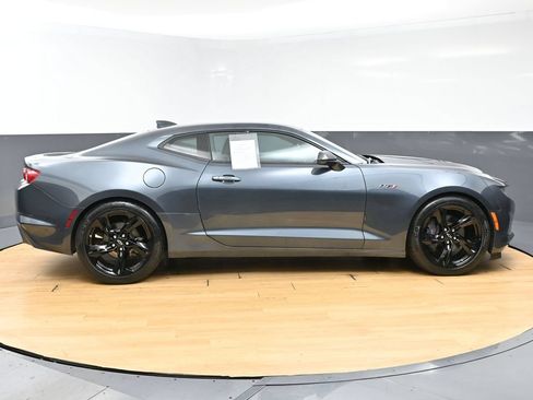 Used 2023 Chevrolet Camaro LT RWD image 8