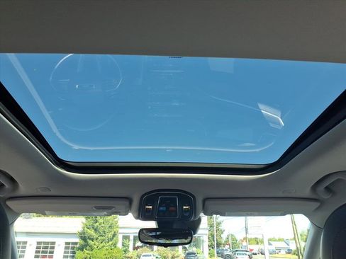 Used 2024 Jeep Grand Cherokee Limited 4xe image 13