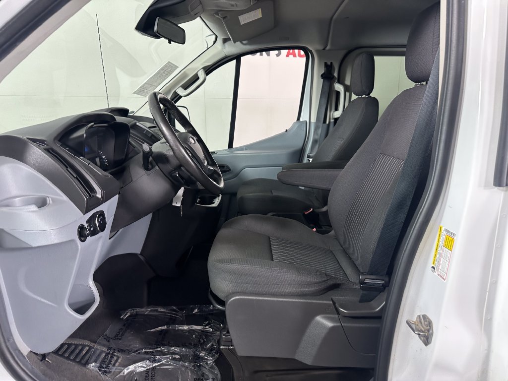 Used 2016 Ford Transit 150 XL RWD image 15